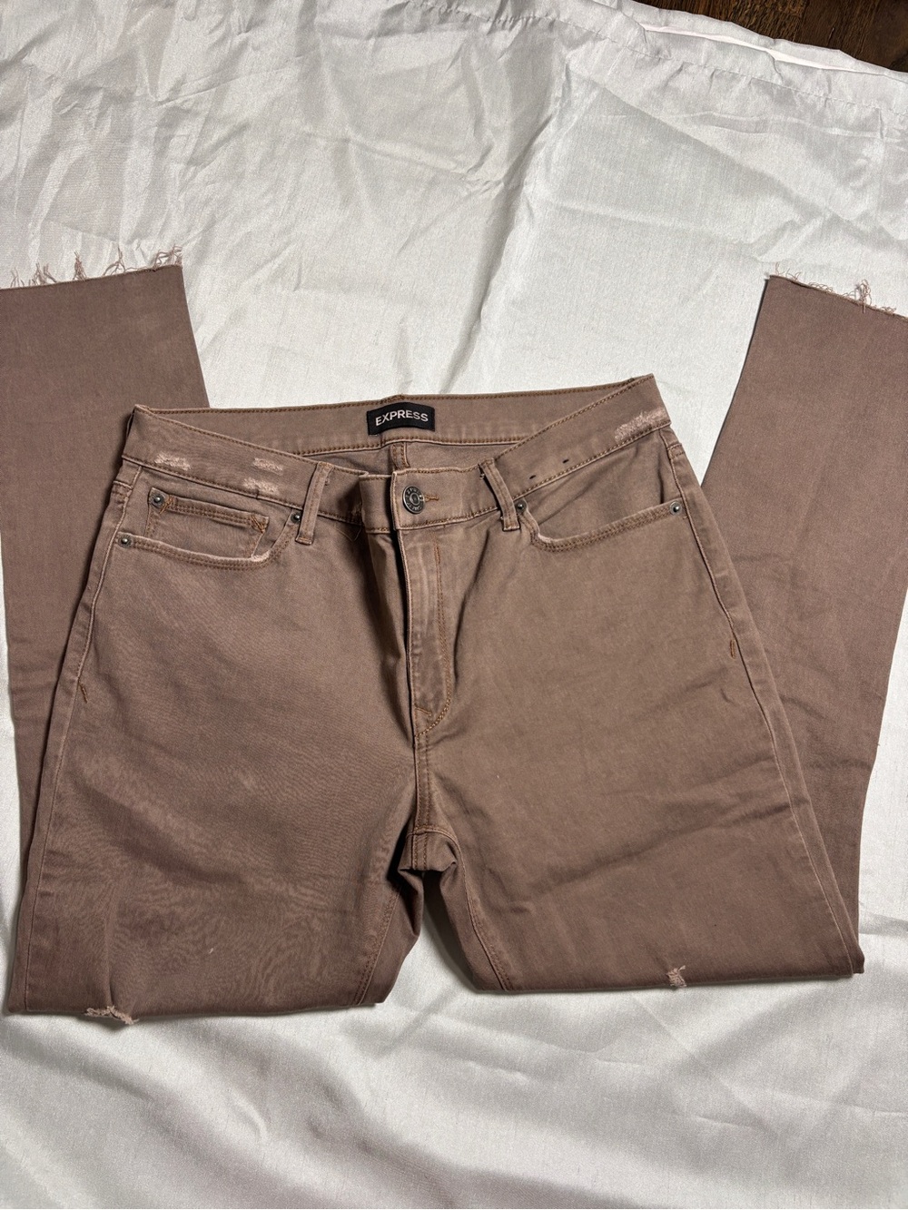 Express Mid Rise Ankle Legging Jeans | Women’s 10R | Taupe Distressed Raw Hem
